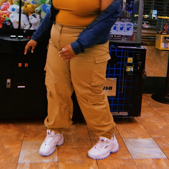 Oversized cargo pants - Picture 2 of 3